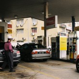 Jakie techniki jazdy mogą pomóc w oszczędzaniu paliwa i zwiększaniu bezpieczeństwa?