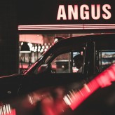 Jak technologia samochodowa wpływa na reakcje kierowcy podczas nagłych sytuacji? Jak technologia samochodowa wpływa na reakcje kierowcy podczas nagłych sytuacji?